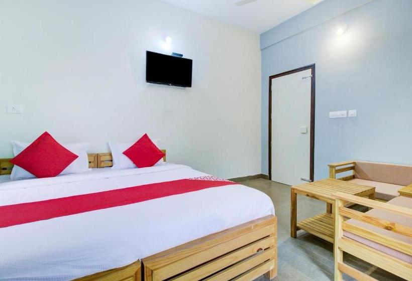 בית מלון כפרי Oyo 78010 Beach Residency