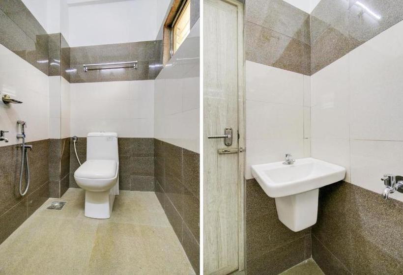 בית מלון כפרי Oyo 78010 Beach Residency