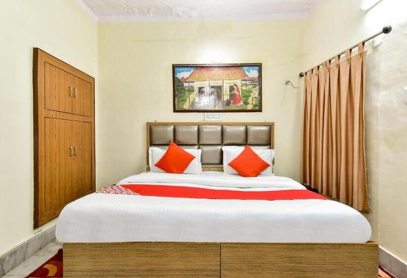 Отель Oyo 78458 Dev Villas Guest House