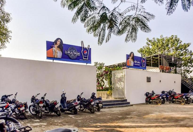 בית מלון כפרי Oyo 78471 Platinum