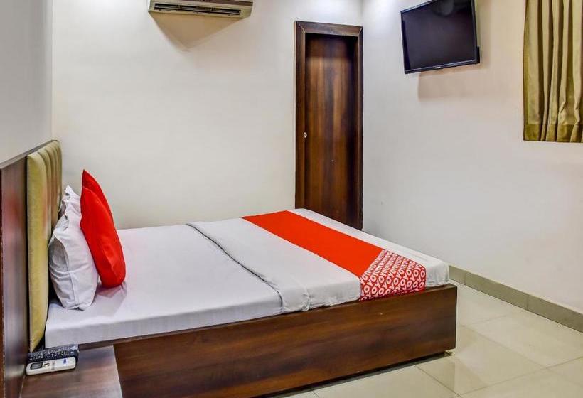 בית מלון כפרי Oyo 78471 Platinum