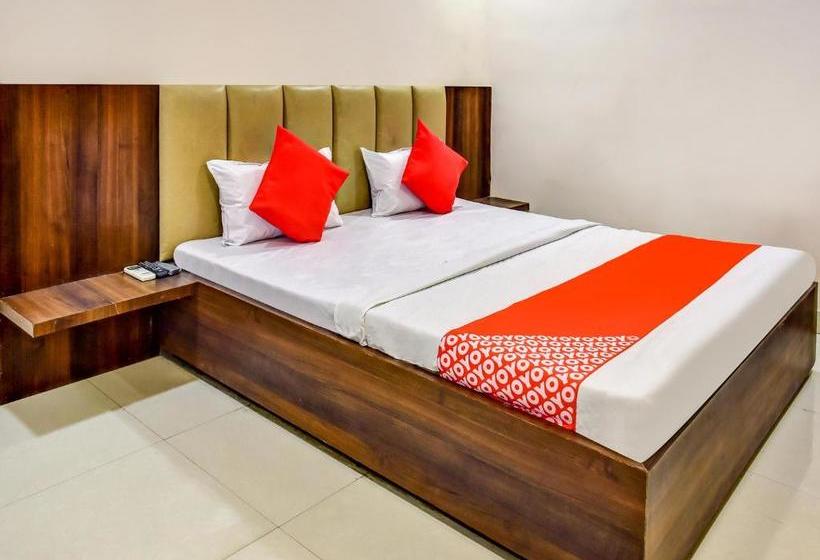 בית מלון כפרי Oyo 78471 Platinum