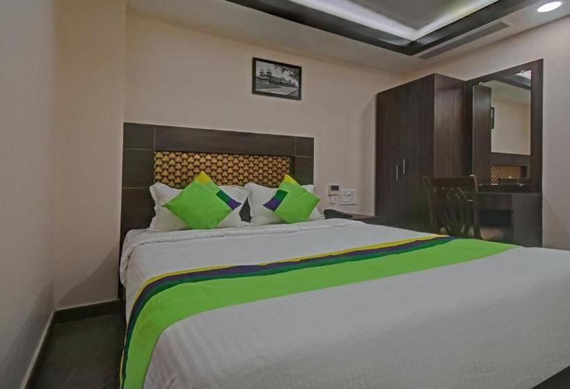 Hotell Treebo Trend Palm Tree