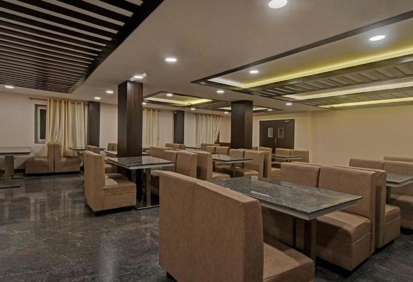 Hotell Treebo Trend Palm Tree