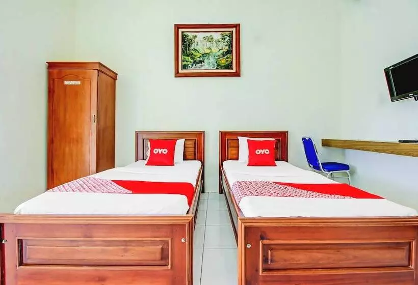 Hotelli Reddoorz Syariah At Penginapan Sederhana Palembang