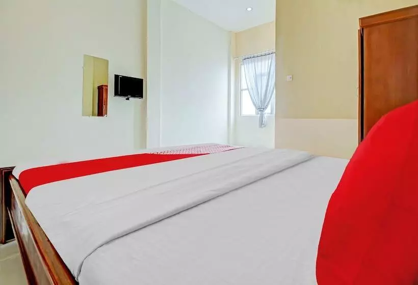 Hotelli Reddoorz Syariah At Penginapan Sederhana Palembang