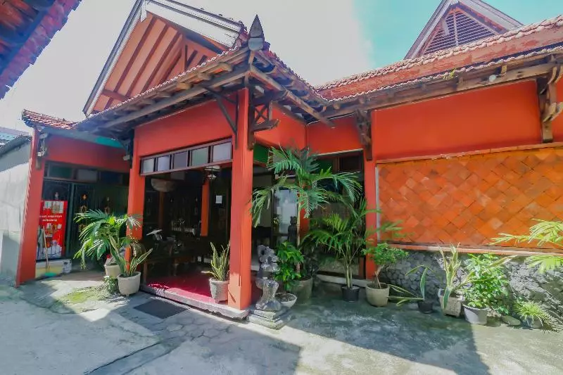 Hotel Griya Istana 1