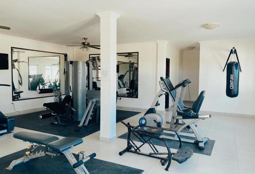 Aruba Breeze Condo Resort Steps Away From Eagle Beach