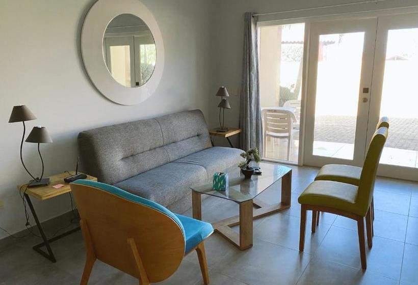 Aruba Breeze Condo Resort Steps Away From Eagle Beach