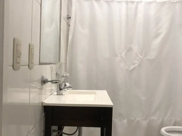 هتل Bagu Buenos Aires