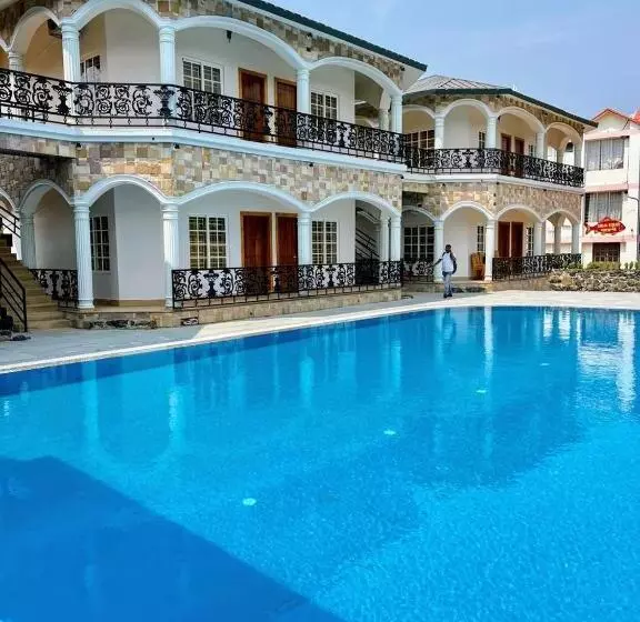 ホテル Dip Holidays