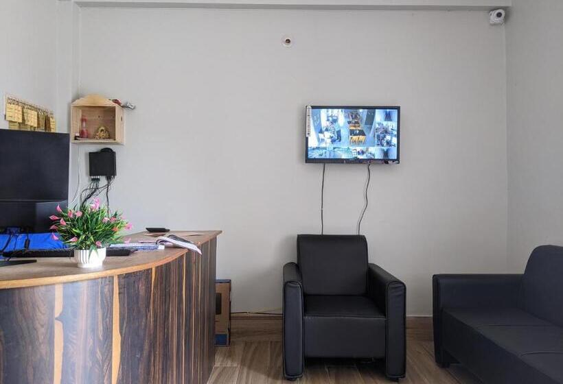 ホテル Dip Holidays