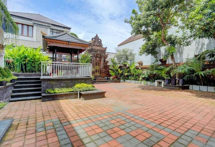 ホテル Oyo 90212 Damar Gendjreng