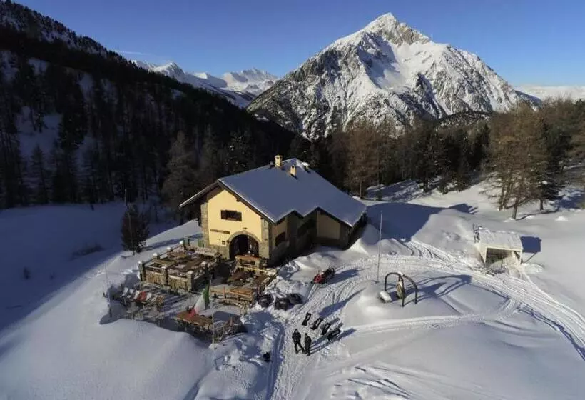 ホテル Rifugio Baita Gimont