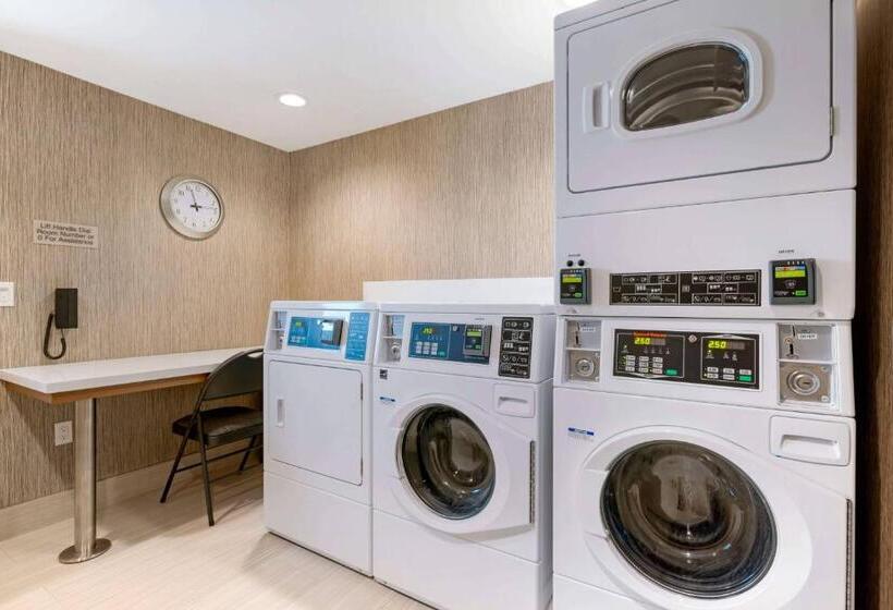 Отель Springhill Suites By Marriott Anaheim Placentia Fullerton