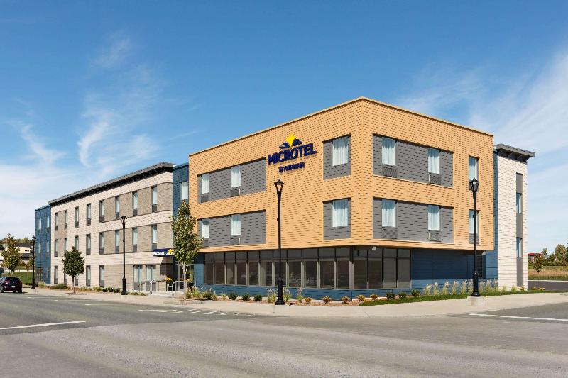 Microtel Inn Suites By Wyndham Lac Megantic