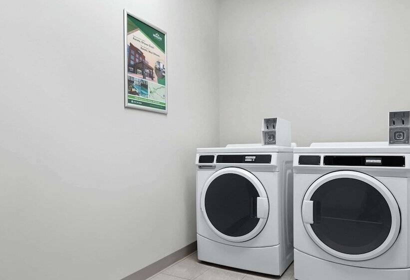 Microtel Inn Suites By Wyndham Lac Megantic