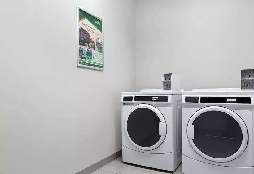 Microtel Inn Suites By Wyndham Lac Megantic