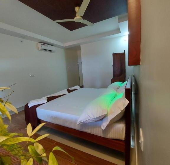 פנסיון Ambadi S Villa