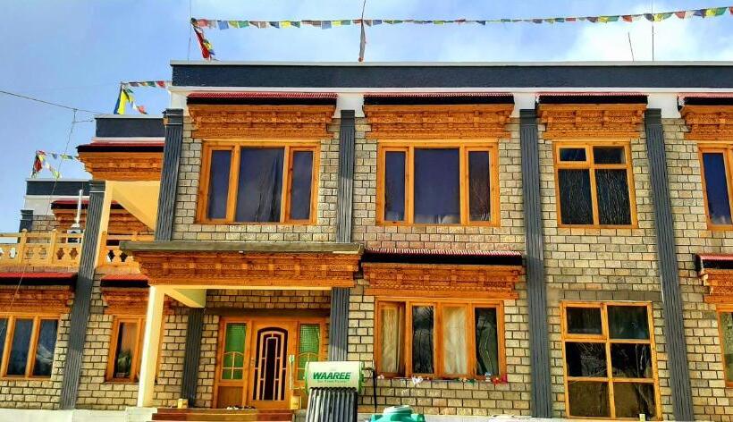 פנסיון Ladakh Country Inn