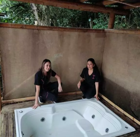 ベッドアンドブレックファースト Glamping Sumapaz Fusagasugá