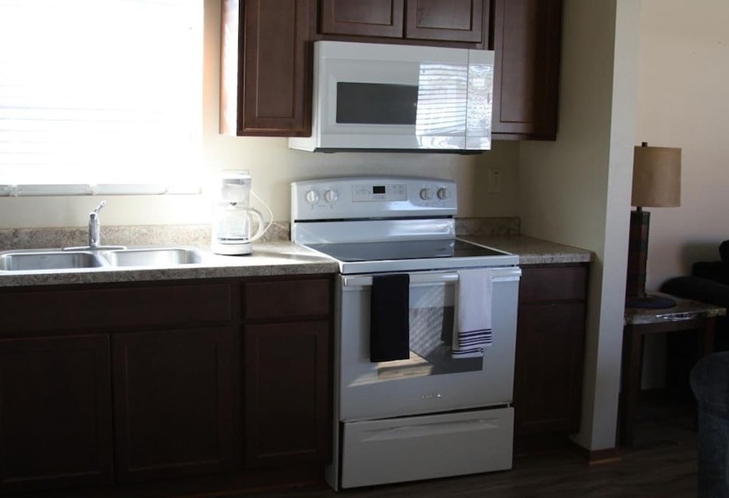 Custom Touch Village Sulphur