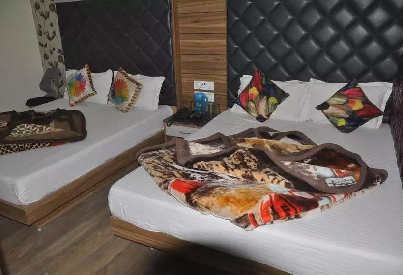 هتل Delhi Darshan  By Rsl Hospitality