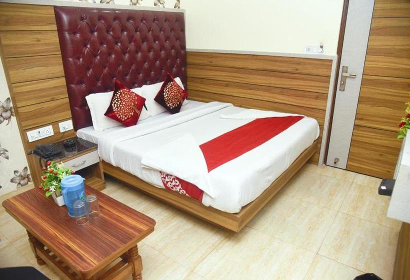 هتل Delhi Darshan Deluxe By Rsl Hospitality