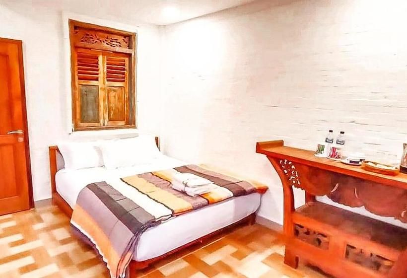 فندق Pondok Tubing Poncokusumo Syariah Redpartner