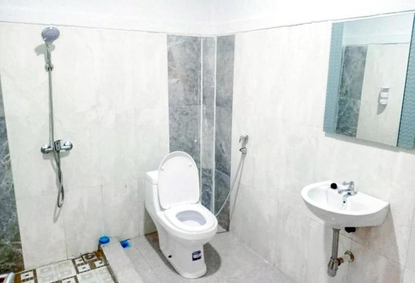 فندق Pondok Tubing Poncokusumo Syariah Redpartner