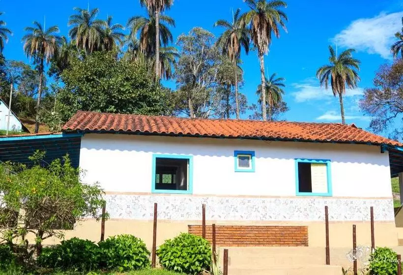 ホテル Pousada E Restaurante Victórios
