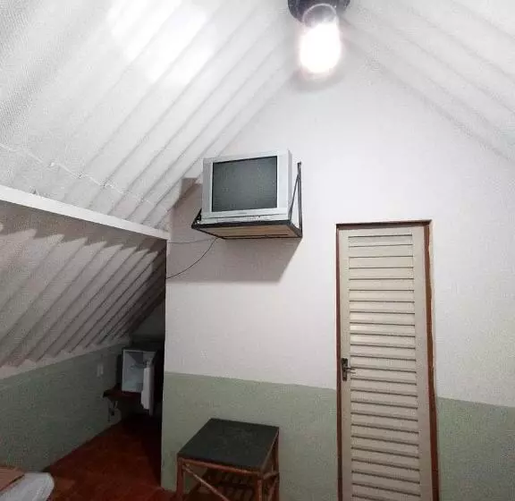 ホテル Pousada E Restaurante Victórios