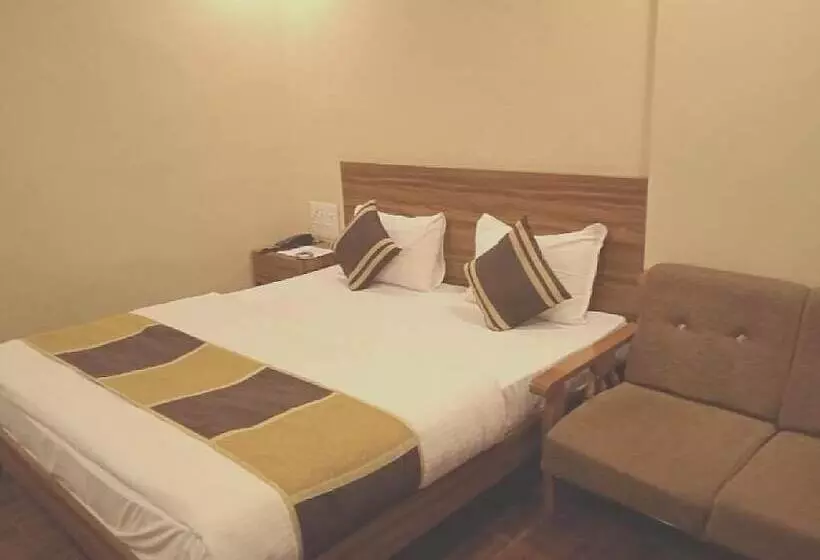 ホテル Vikram Palace
