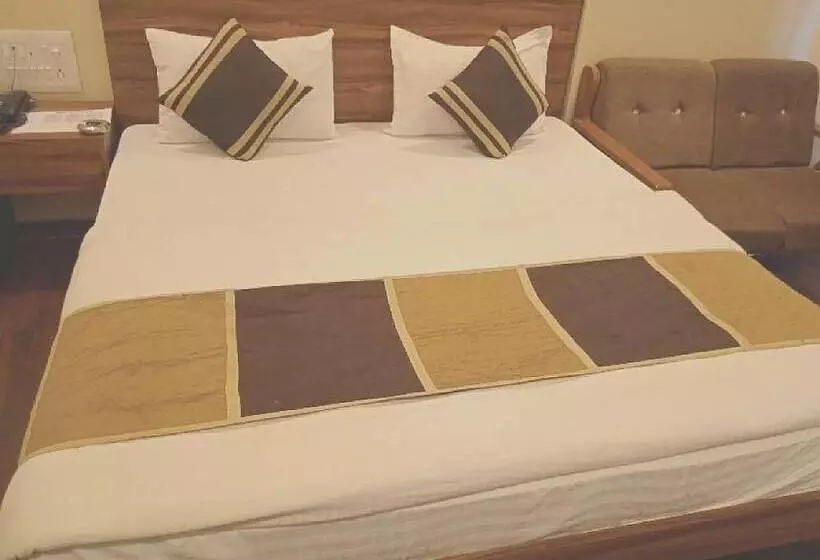 ホテル Vikram Palace