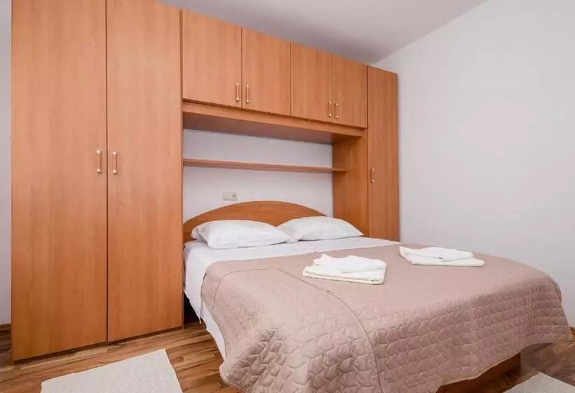 پانسیون Apartments Zentil Banjol