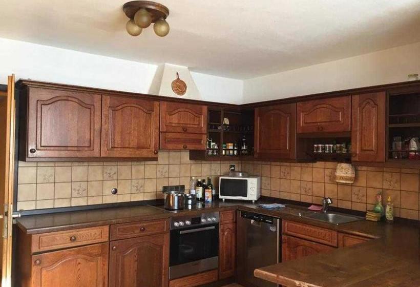 פנסיון Haus Waldeck