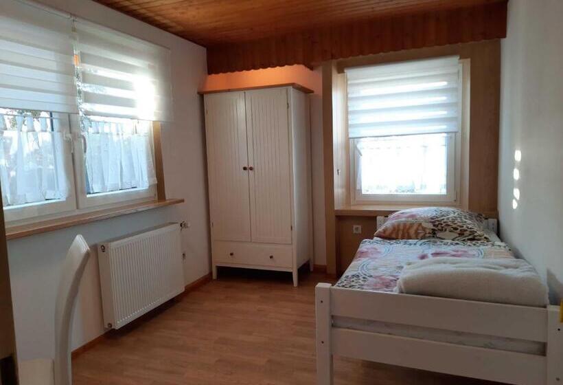 פנסיון Haus Waldeck