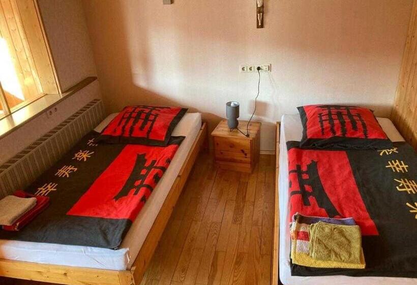 פנסיון Haus Waldeck