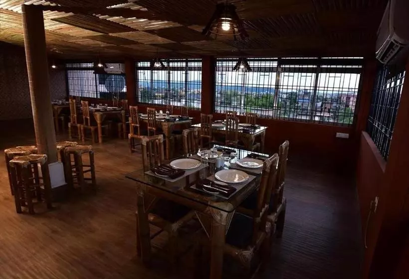 ペンション Nirvana Guest House
