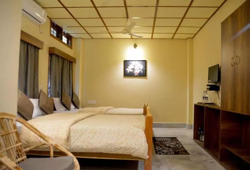 ペンション Nirvana Guest House