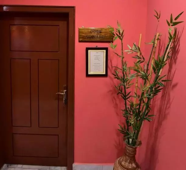 ペンション Nirvana Guest House