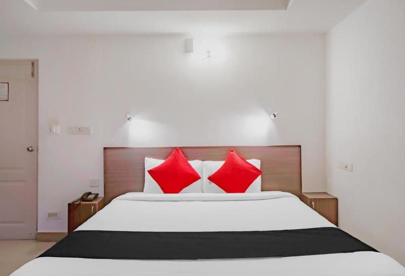 בית מלון כפרי Vaccinated Staff  Capital O 77327 Jm Inn