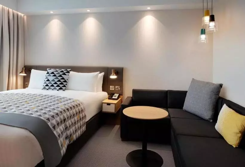 هتل Holiday Inn  Dublin Airport, An Ihg