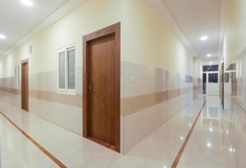 Hotel Oyo 77277 Shree Paradise