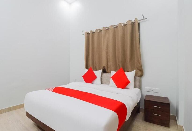Hotel Oyo 77277 Shree Paradise