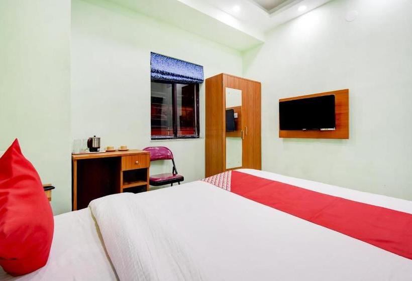 호텔 Oyo 77697 Balaji