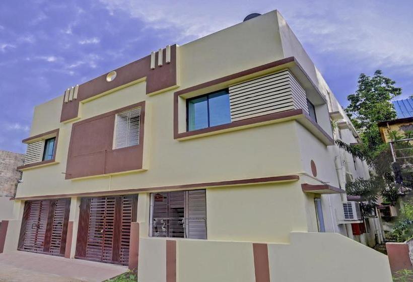 Hotel Oyo Flagship 77410 Iter College Bbsr