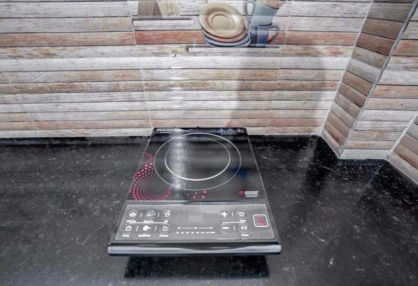 Hotel Oyo Flagship 77410 Iter College Bbsr