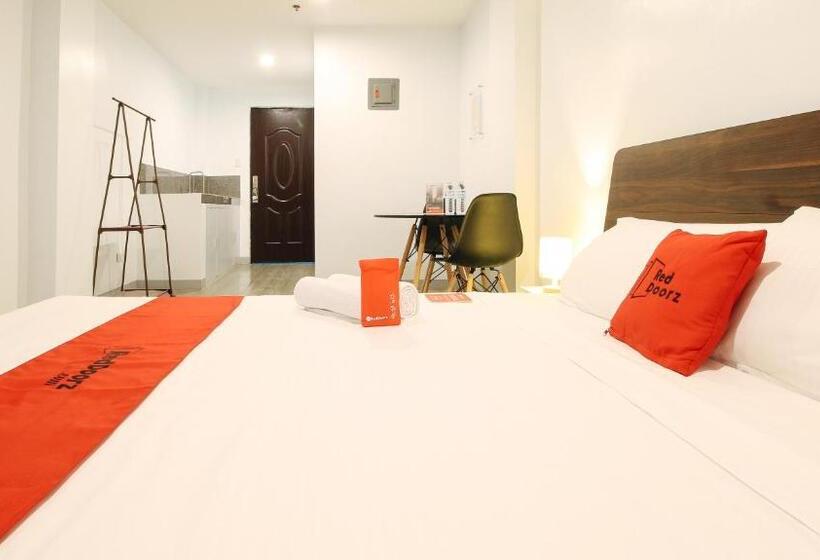 Hotel Reddoorz Near Zobel Roxas St