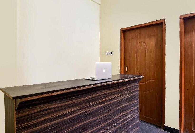 فندق Spot On Mishra Guest House